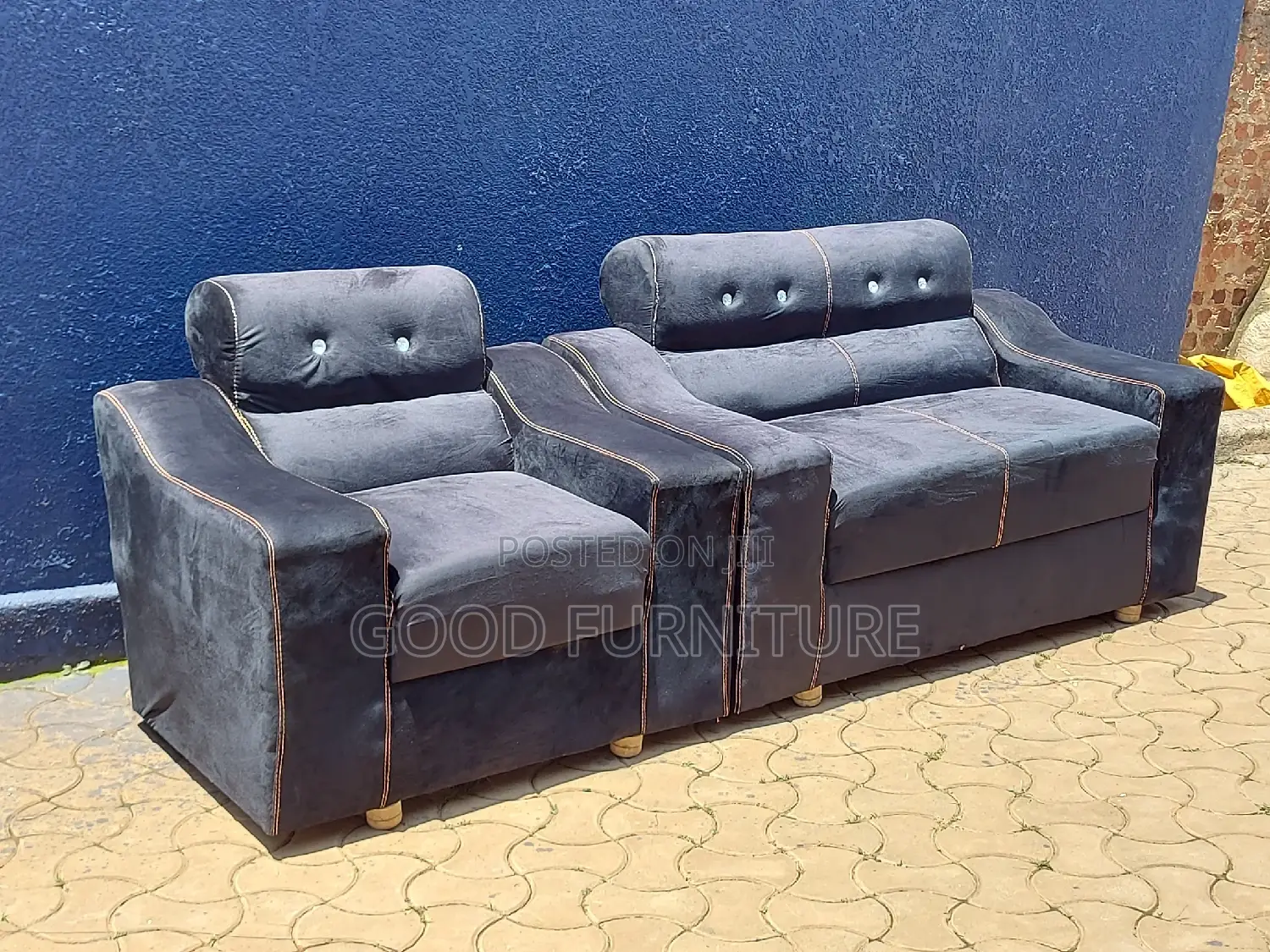 Excellent Three Seaters Sofas