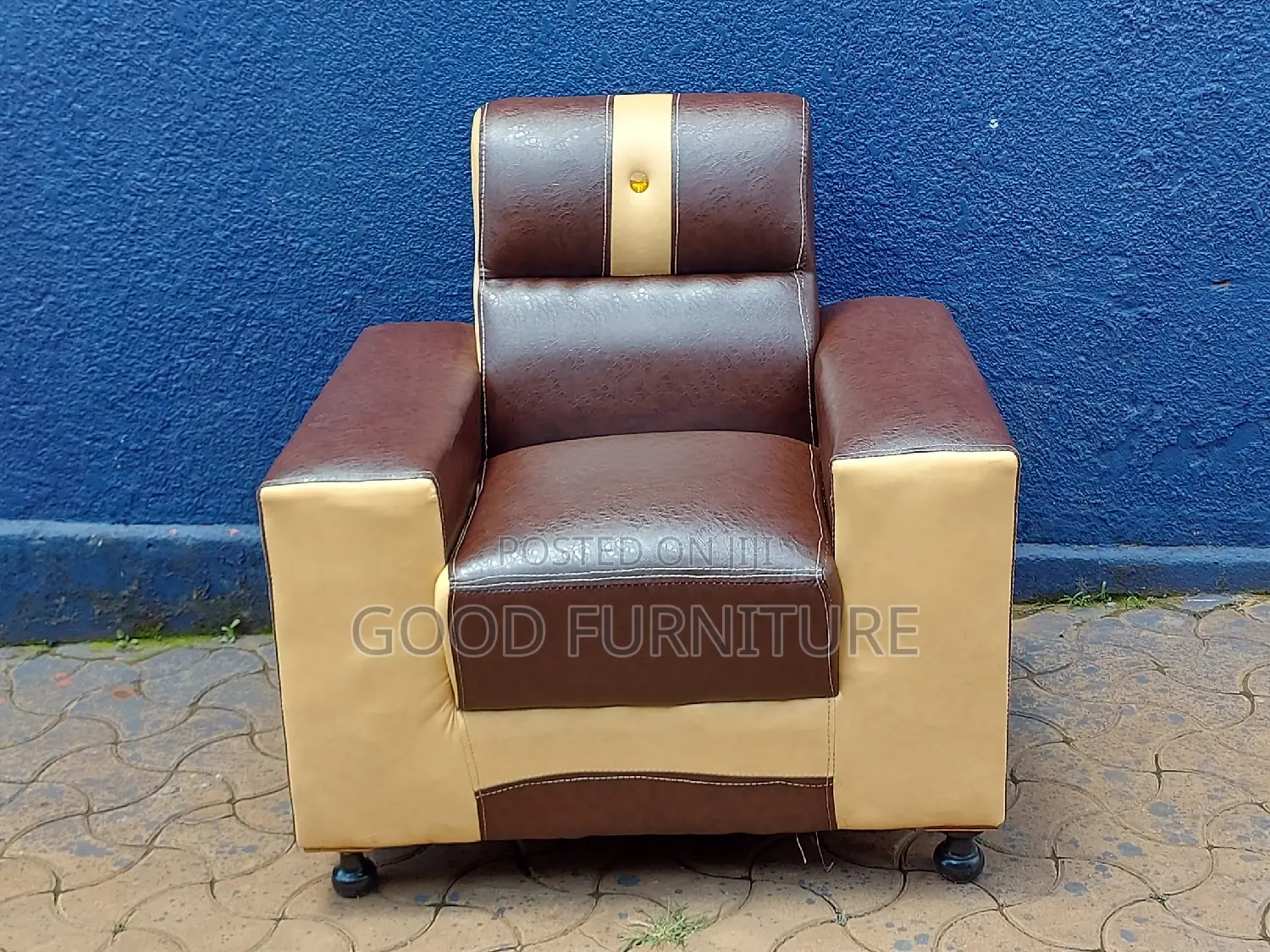Lovely Single Seater Sofa