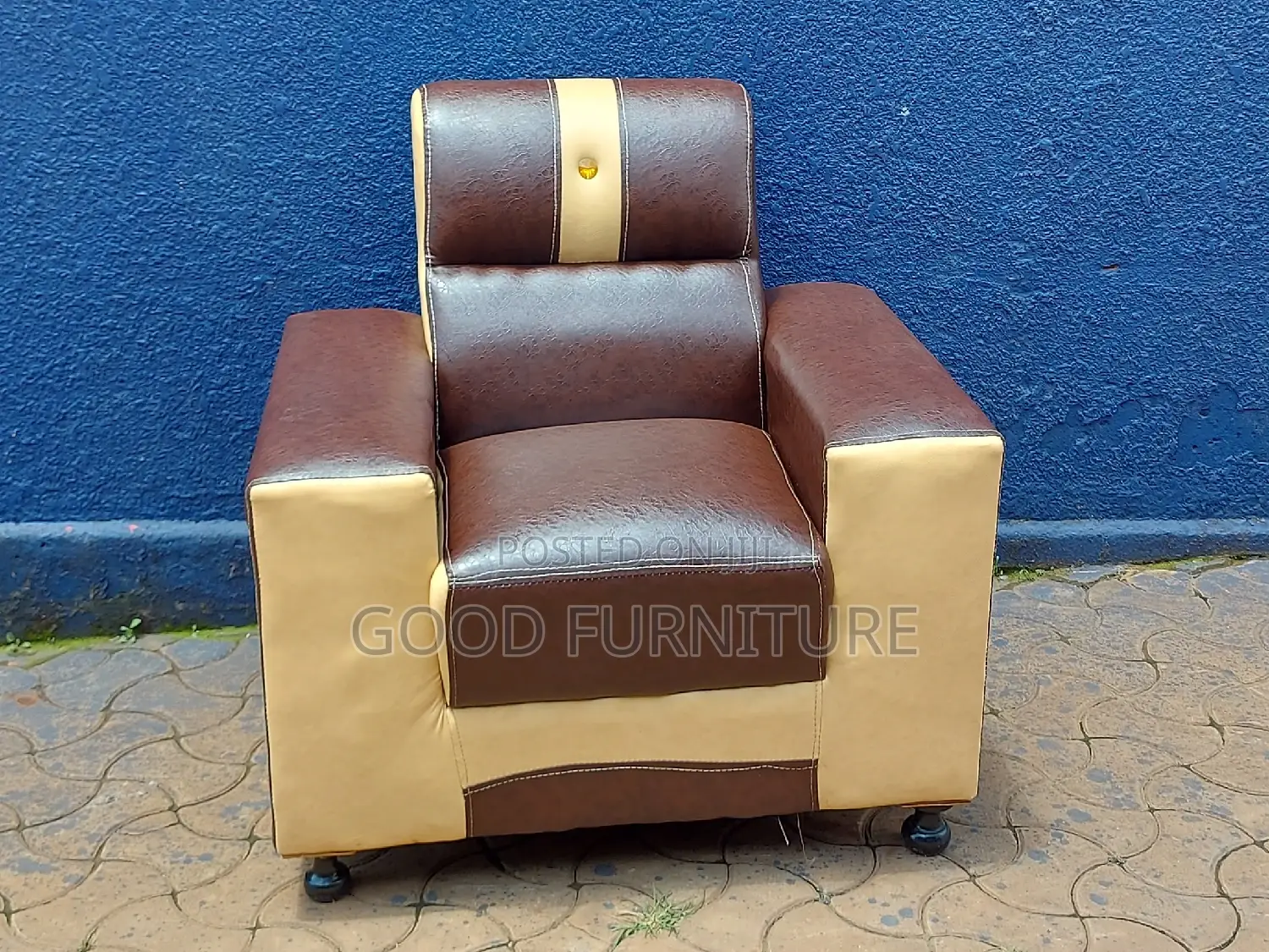 Lovely Single Seater Sofa
