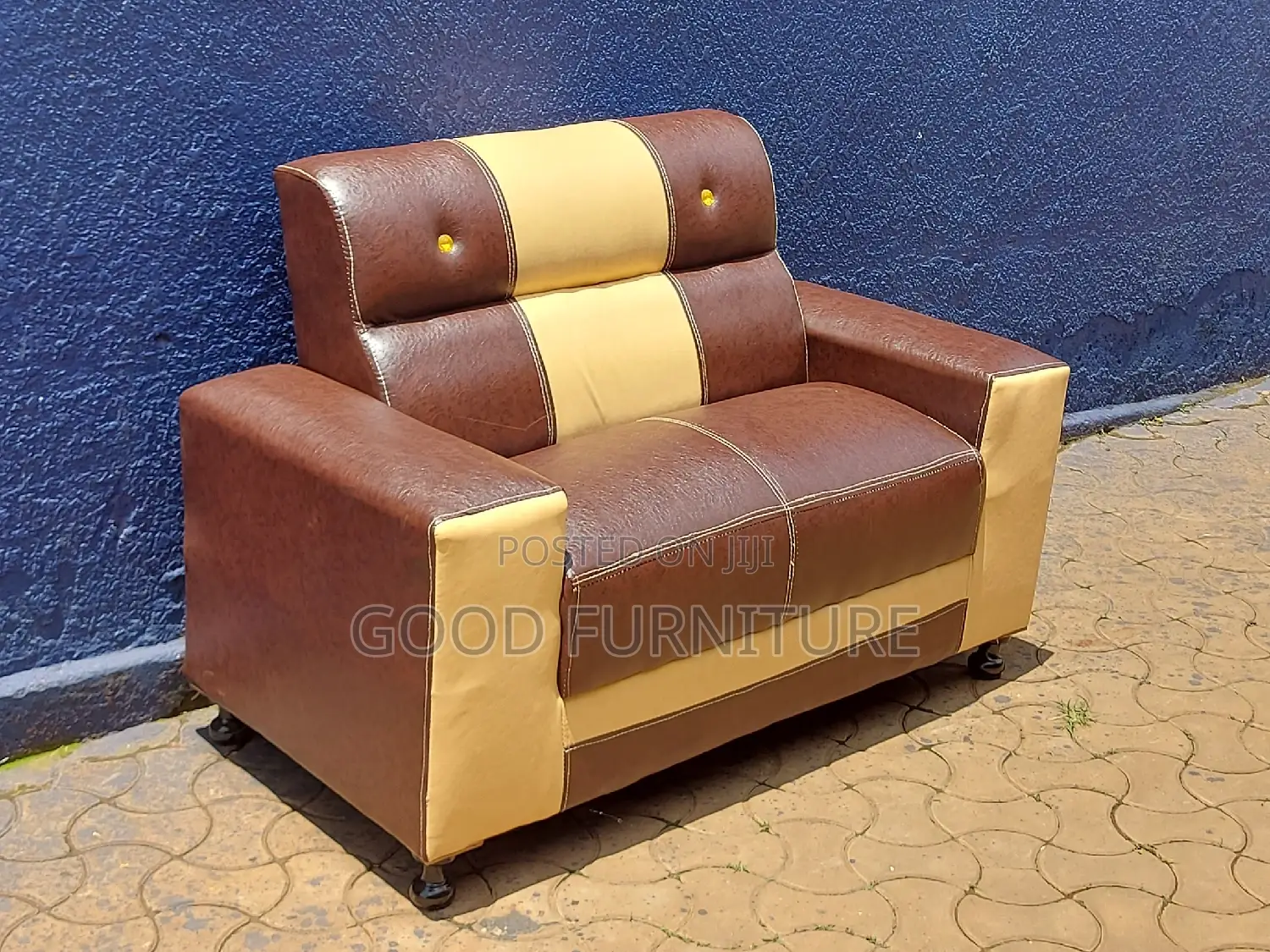 GLITTERING Two Seaters Sofa