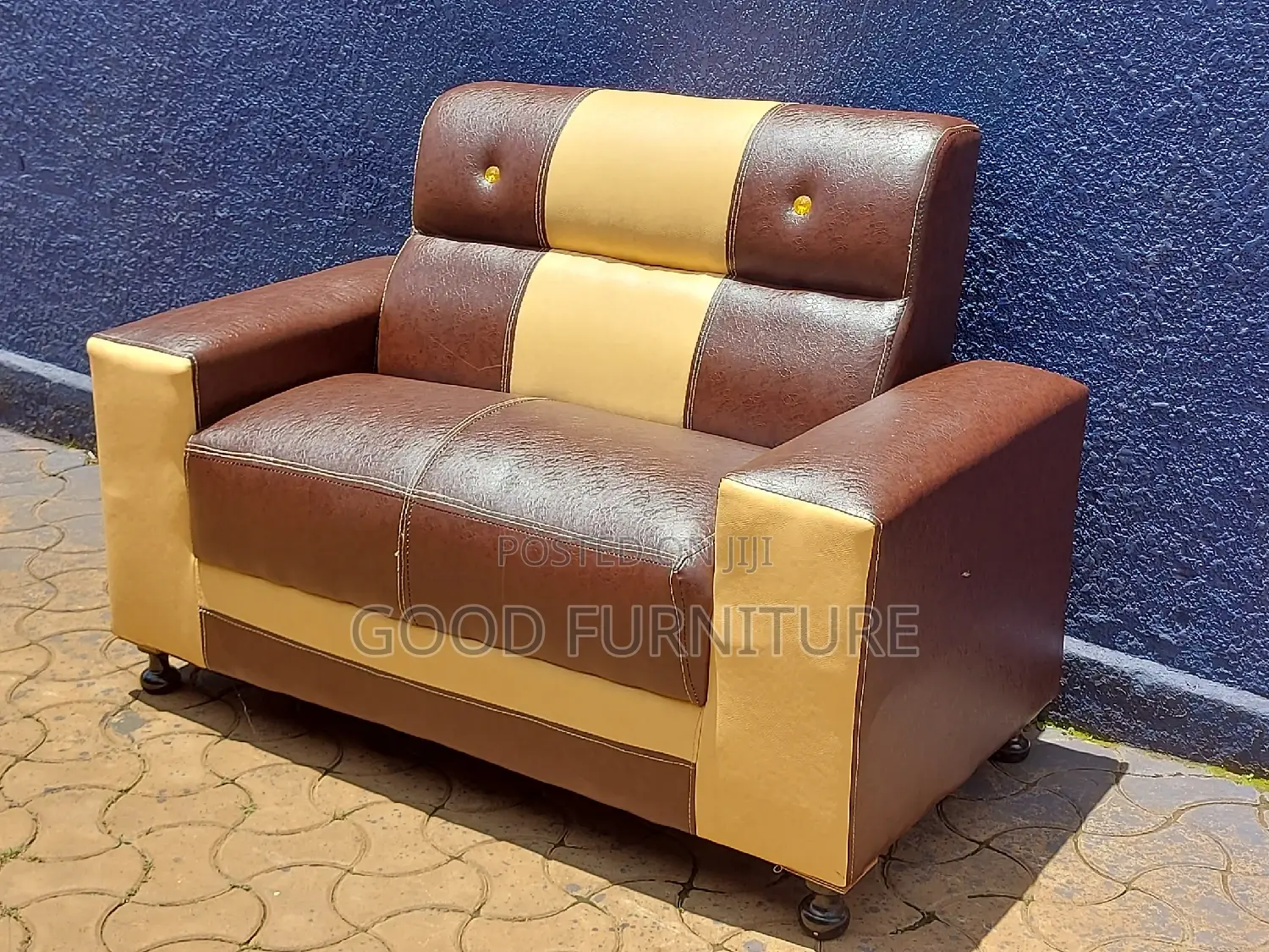 GLITTERING Two Seaters Sofa