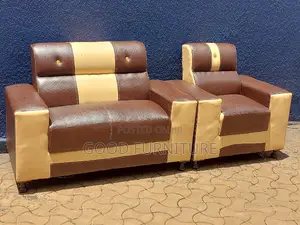 MESMERISING Three Seaters Sofas