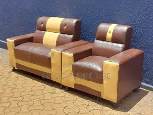 MESMERISING Three Seaters Sofas