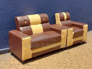 MESMERISING Three Seaters Sofas