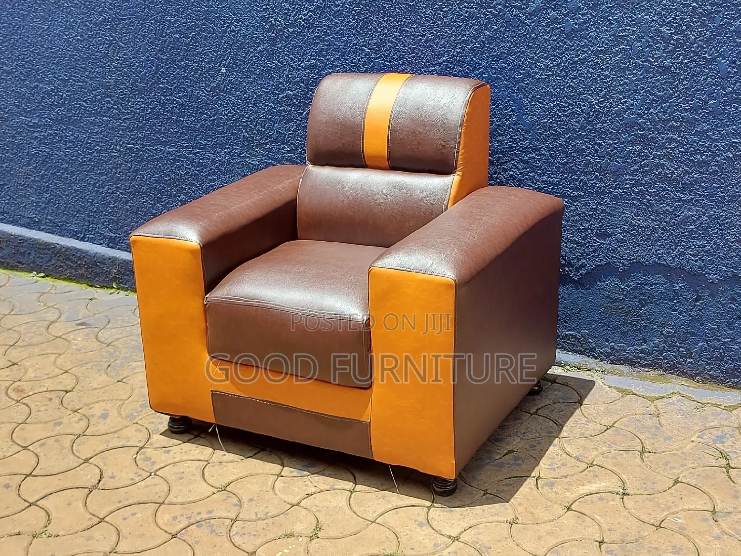 Adorable Single Seater Sofa