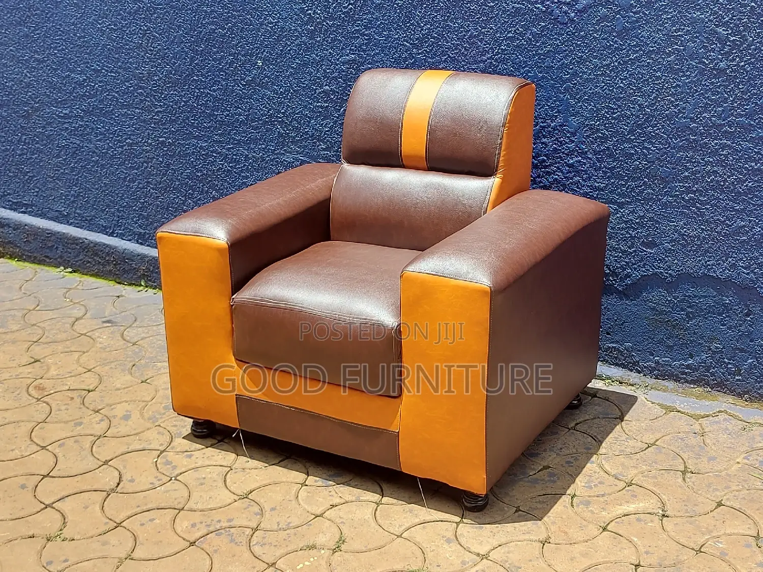 Adorable Single Seater Sofa