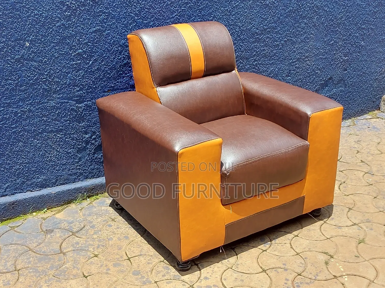 Adorable Single Seater Sofa