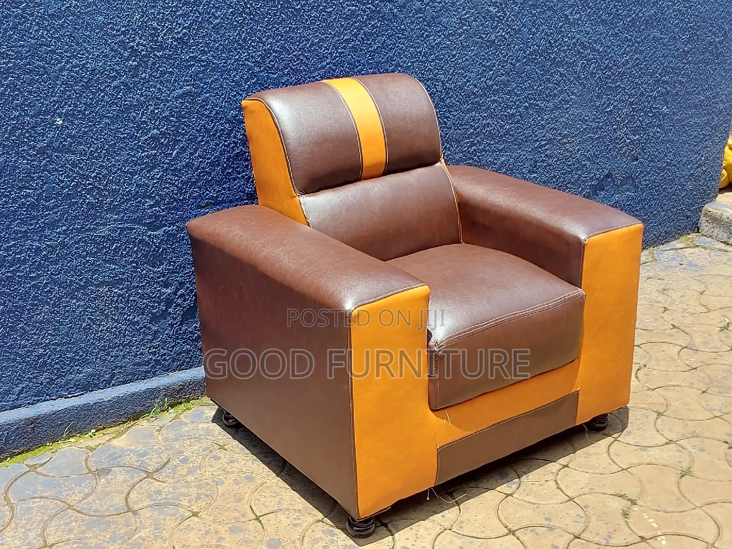 Adorable Single Seater Sofa