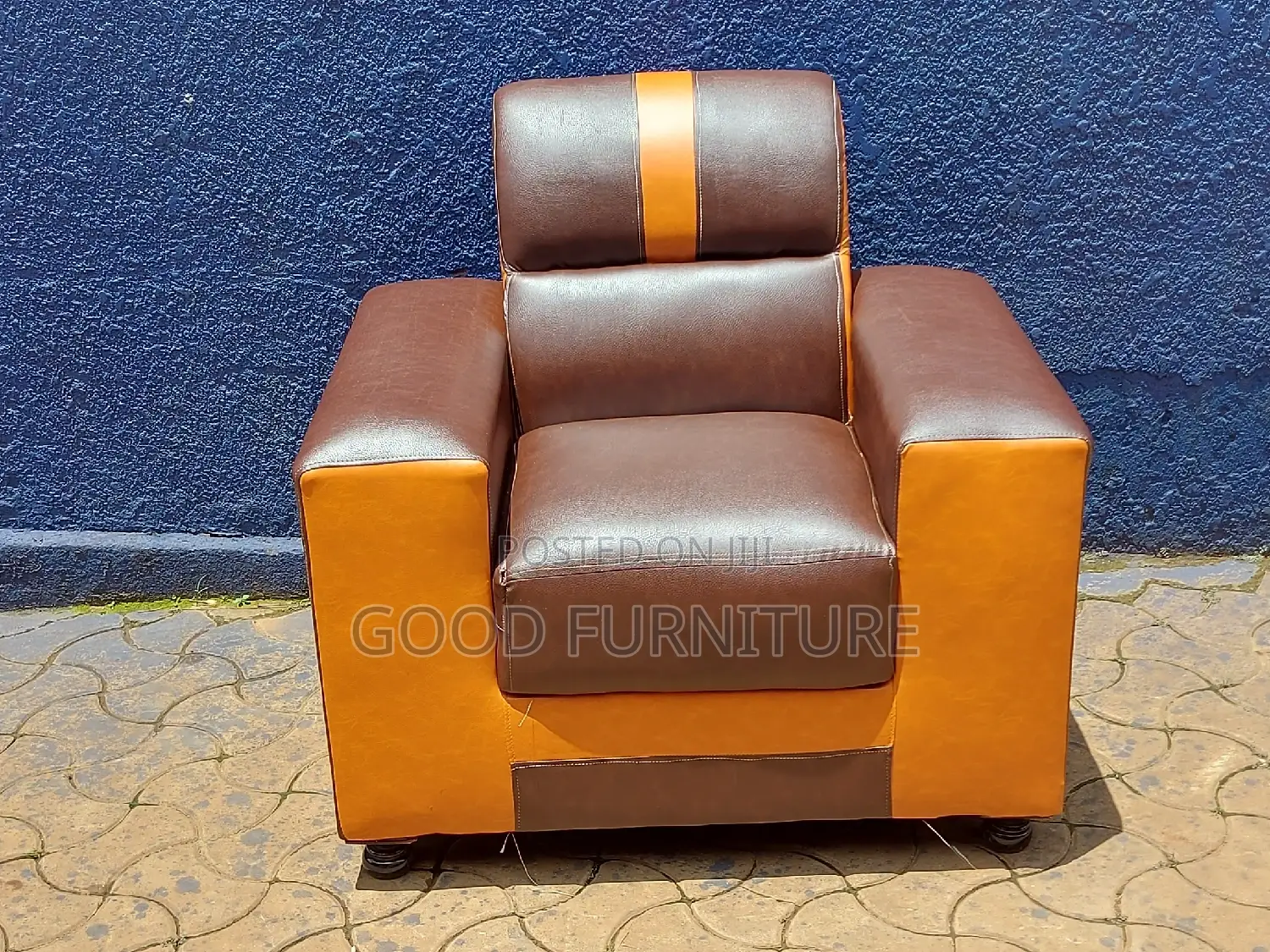Adorable Single Seater Sofa