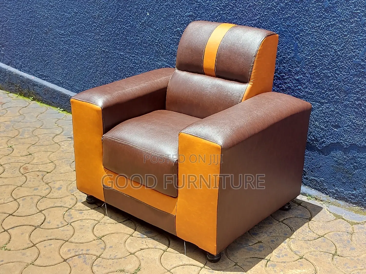 Adorable Single Seater Sofa