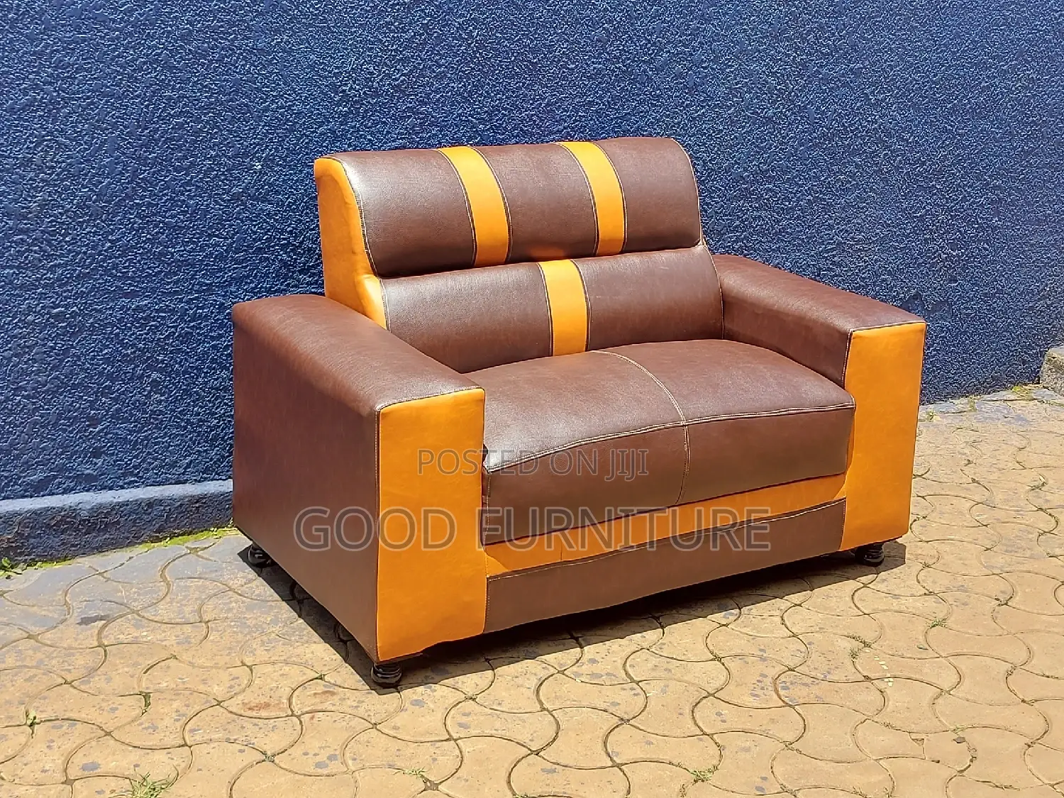 EXQUISITE Two Seaters Sofa
