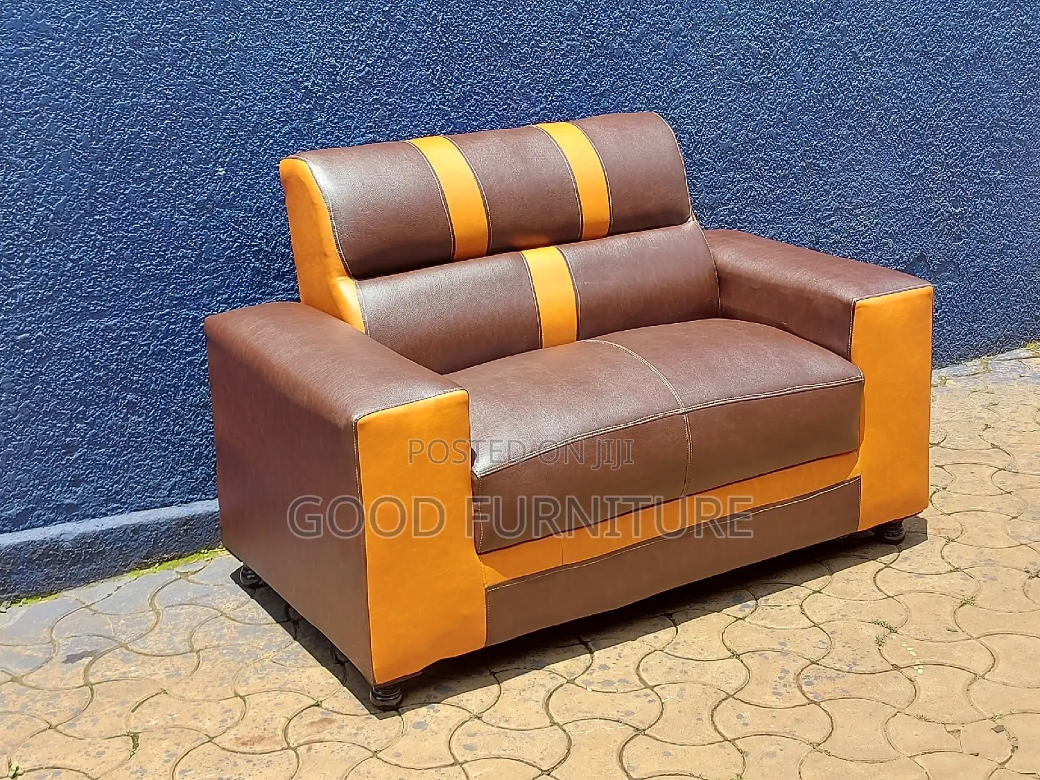 EXQUISITE Two Seaters Sofa