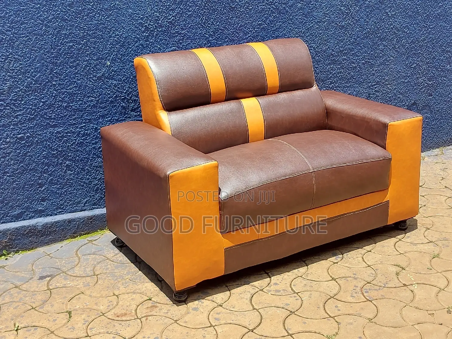 EXQUISITE Two Seaters Sofa