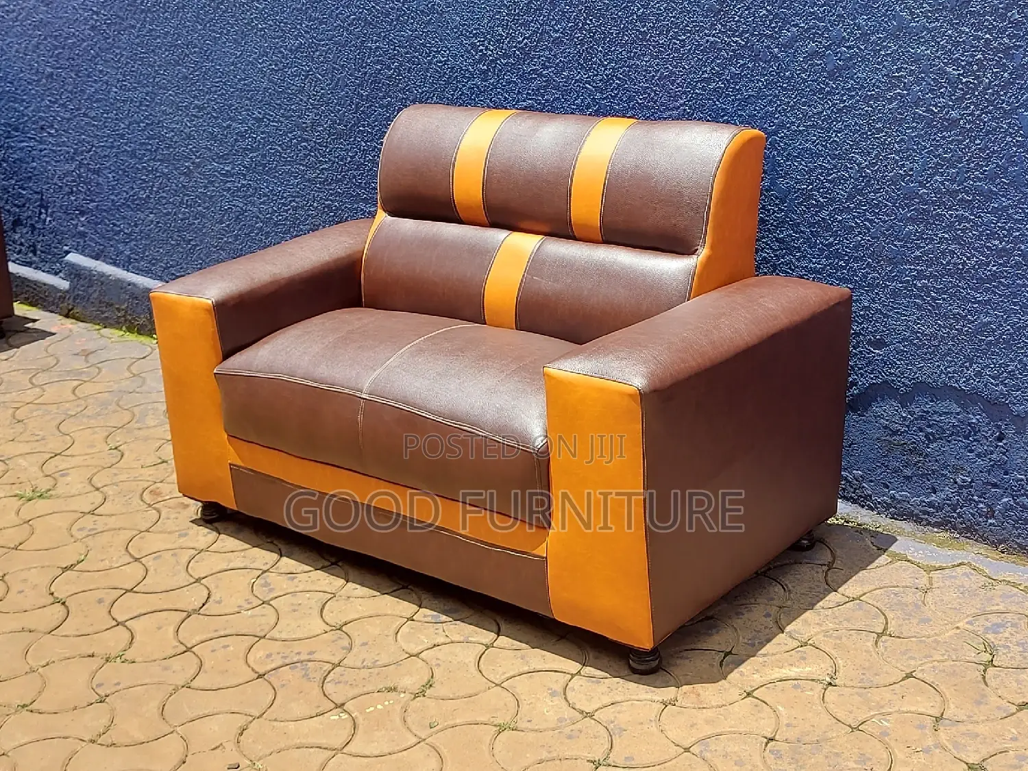 EXQUISITE Two Seaters Sofa