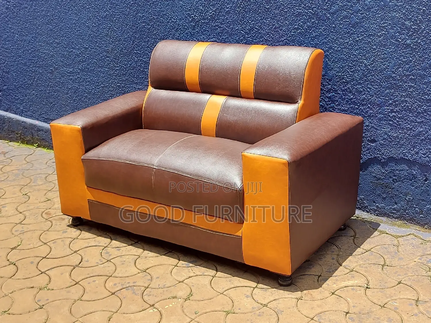 EXQUISITE Two Seaters Sofa