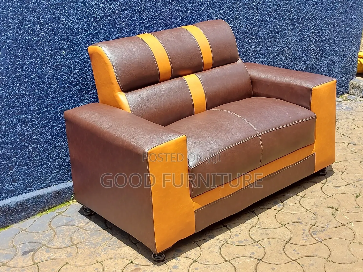 EXQUISITE Two Seaters Sofa