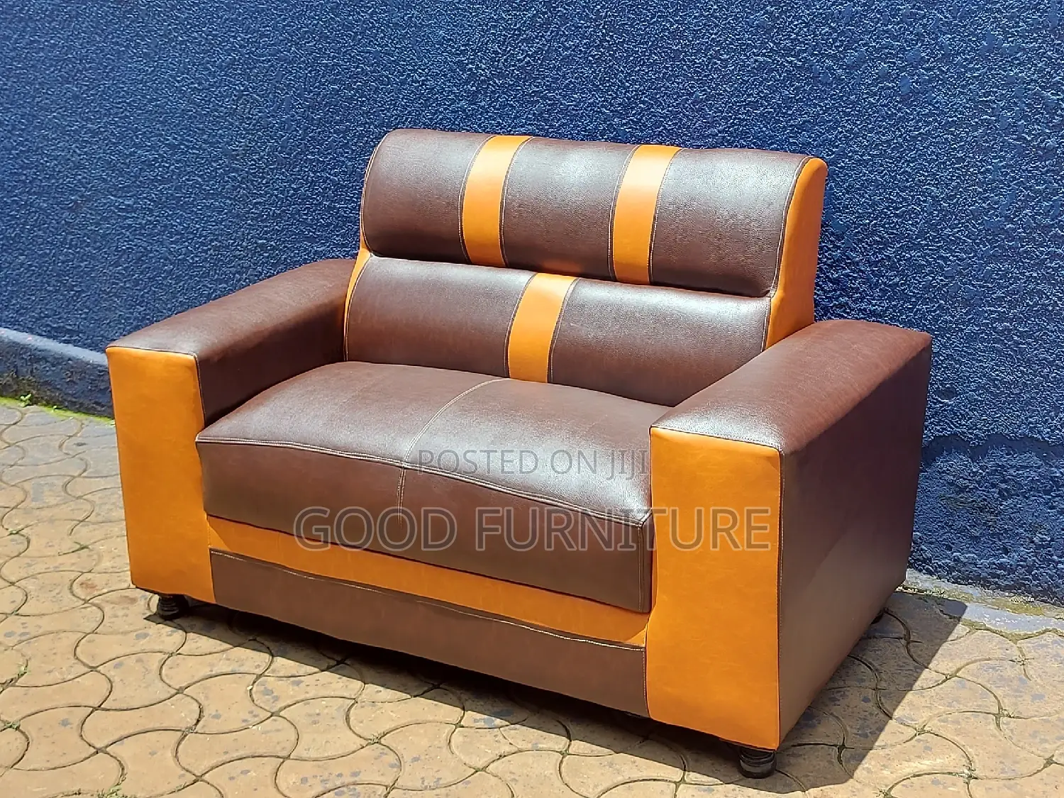 EXQUISITE Two Seaters Sofa