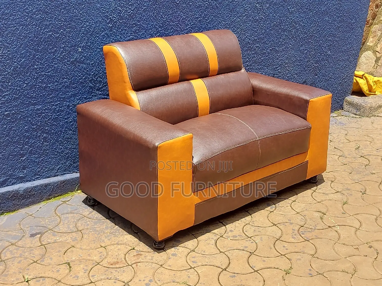 EXQUISITE Two Seaters Sofa