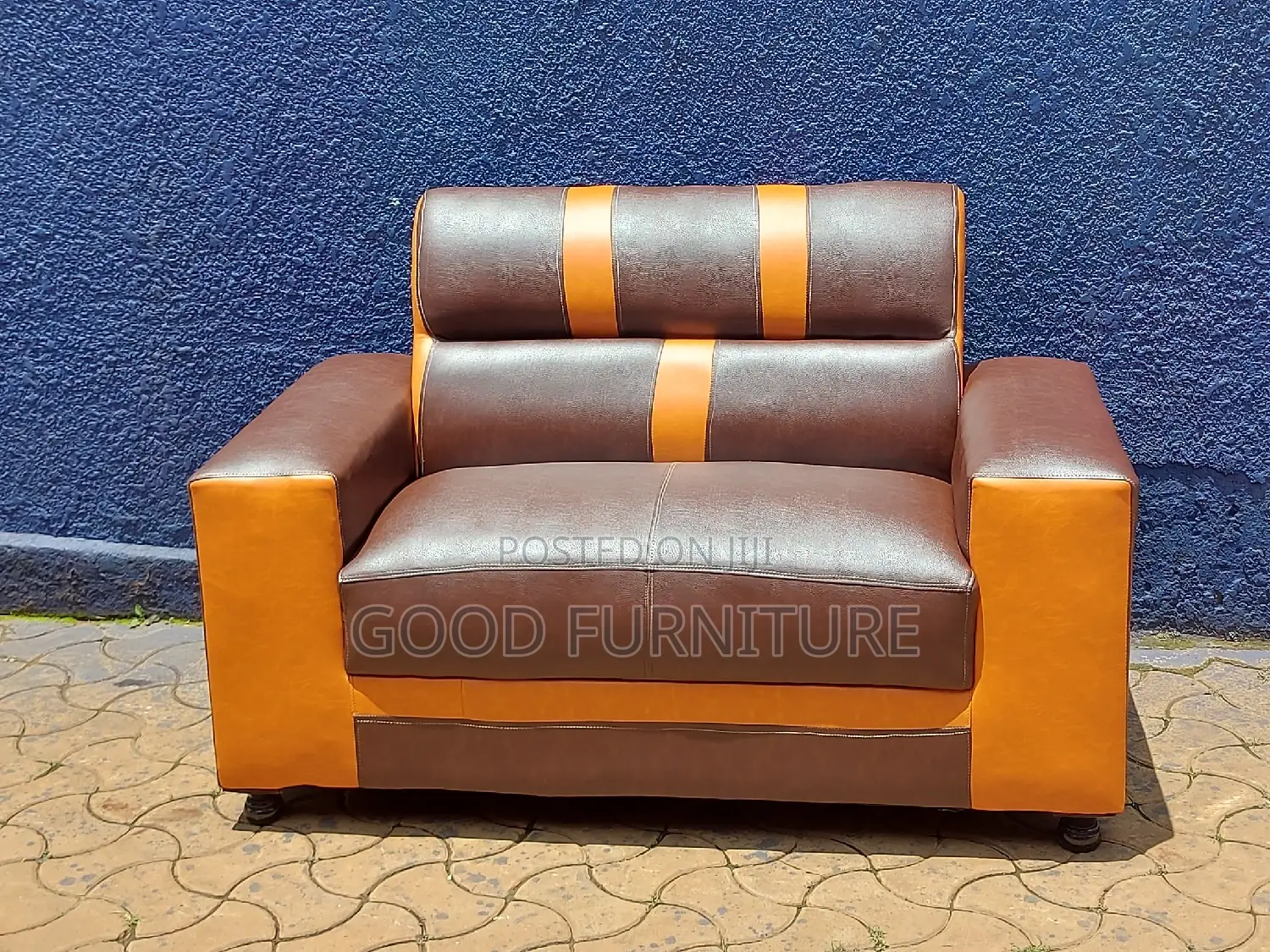 EXQUISITE Two Seaters Sofa