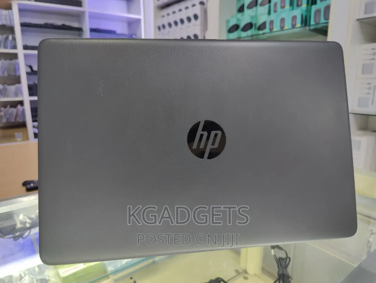 Laptop HP 250 G8 8GB Intel Core I3 HDD 1T