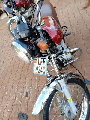 Bajaj Boxer 2024 Red