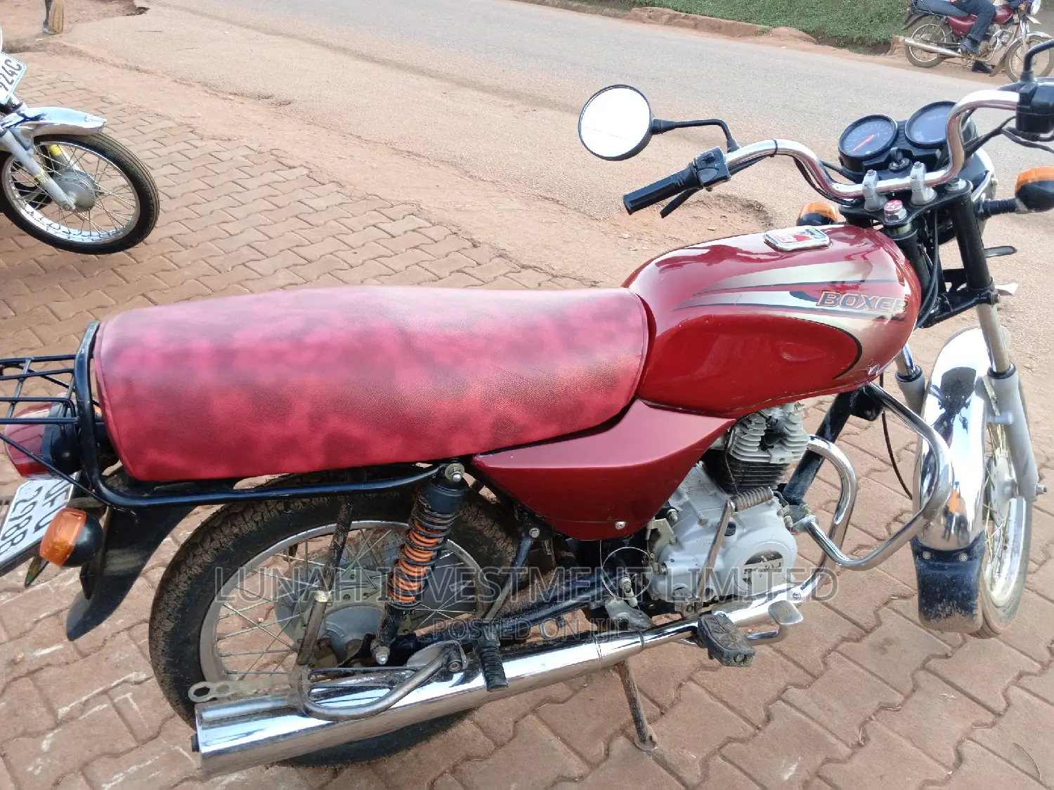 Bajaj Boxer 100 2023 Red