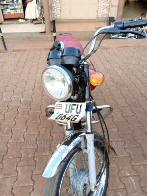 Bajaj Boxer 2023 Red