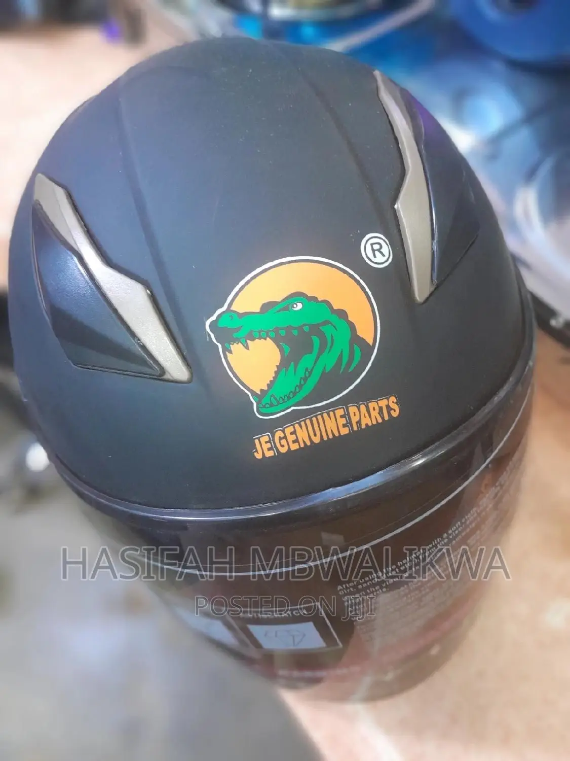 Motorcycle Helmet For Cyclists And Riders
