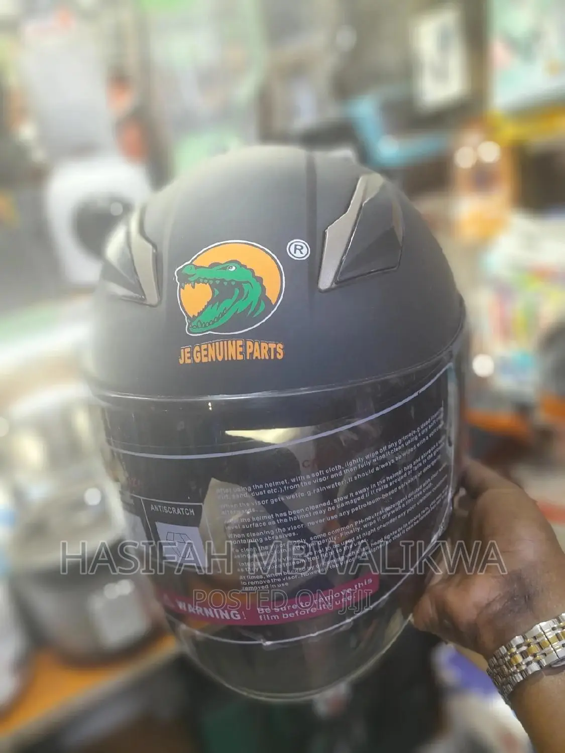Motorcycle Helmet For Cyclists And Riders