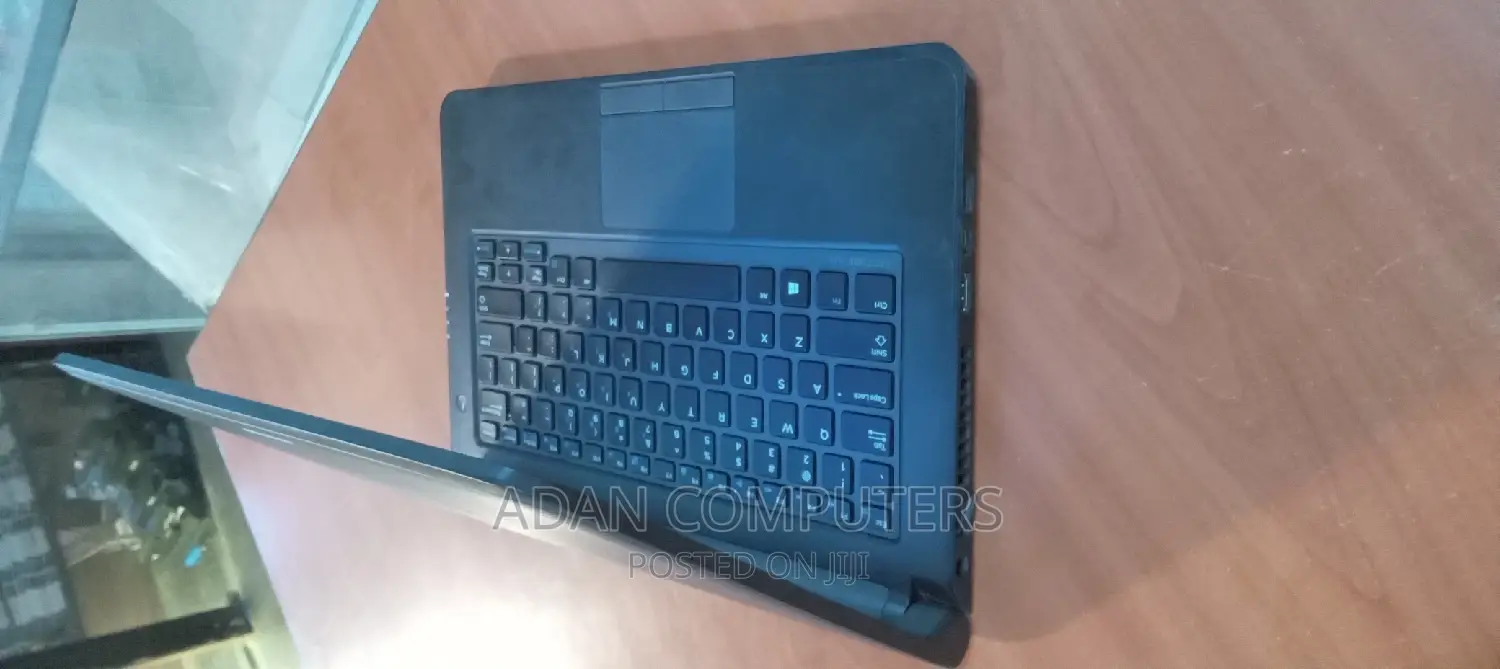 Laptop Dell Latitude 13 3340 4GB Intel Core I3 HDD 500GB