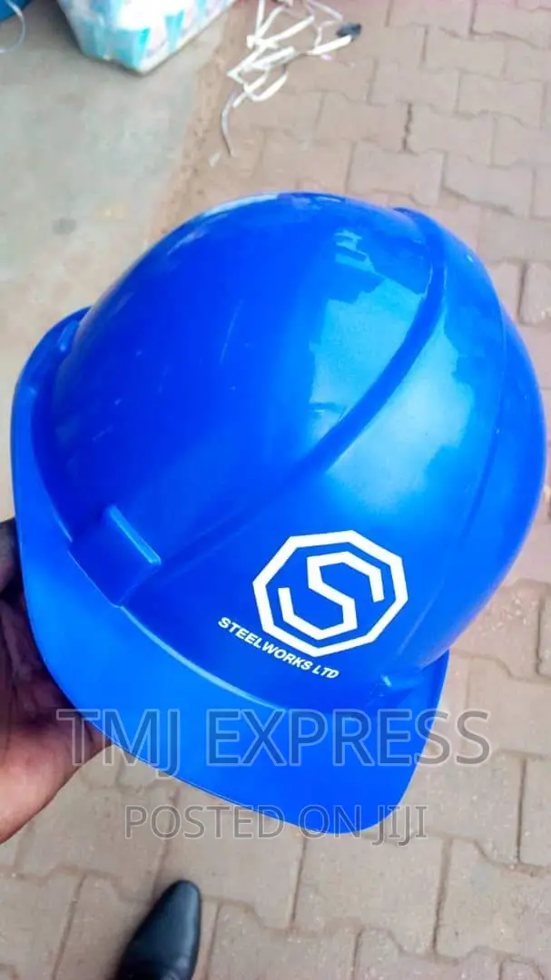 Branded Construction Caps Or Hard Hats