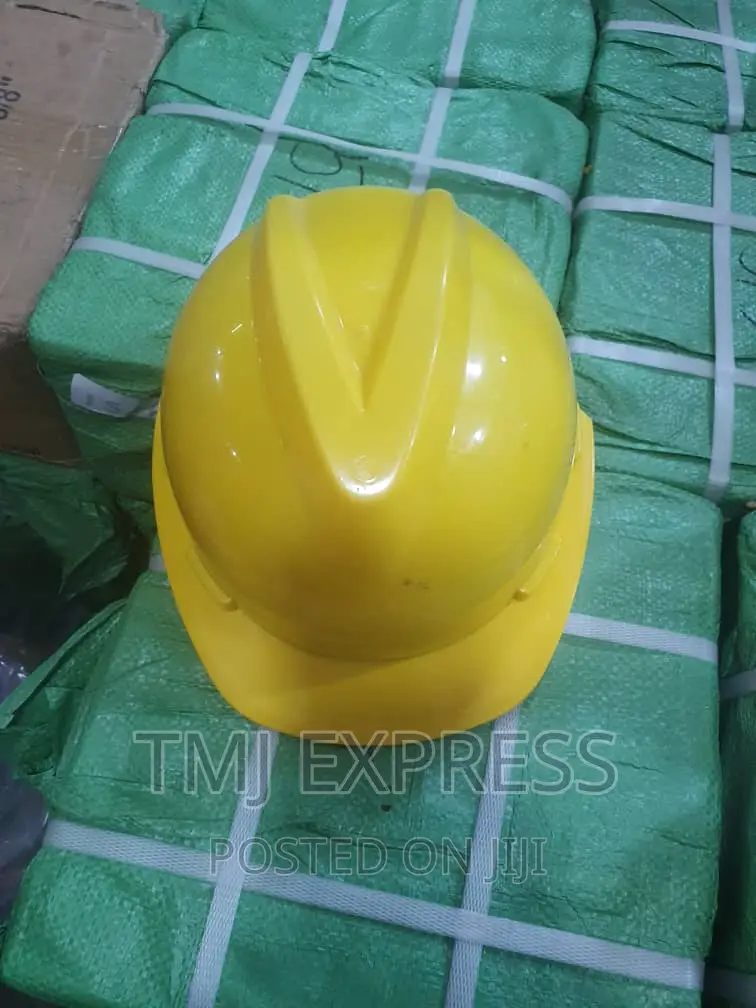 Branded Construction Caps Or Hard Hats