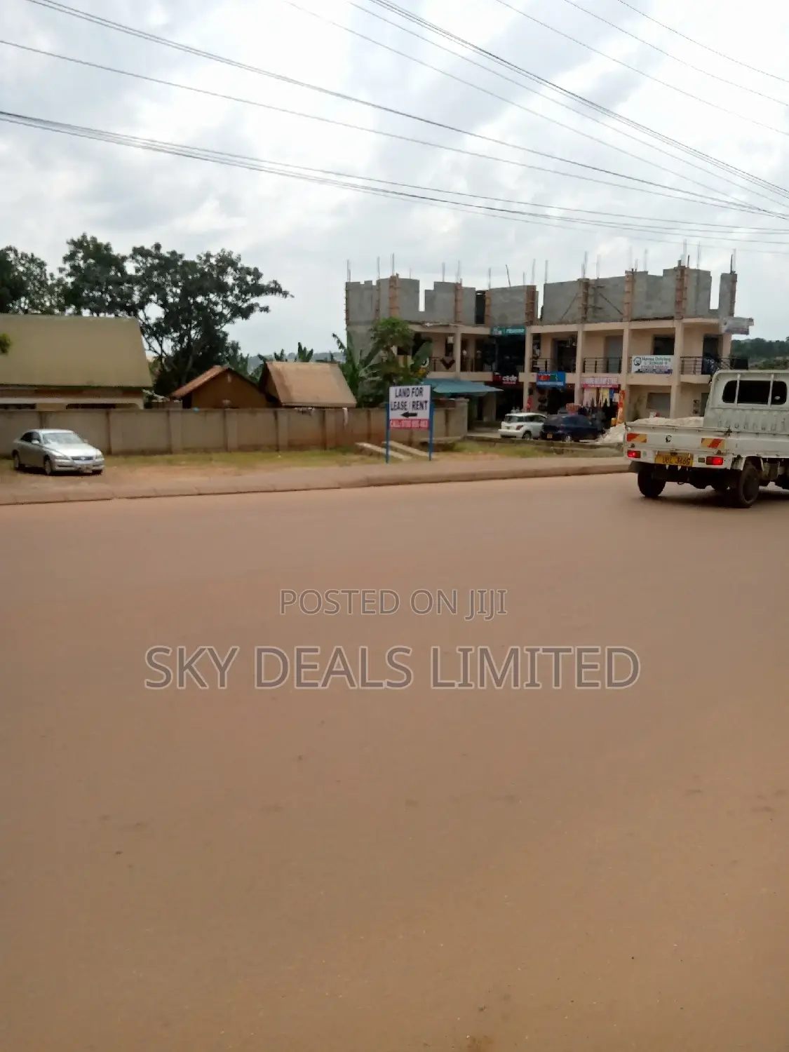 100by100ft Plot Size for Rent in Kisaasi