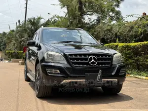 Mercedes-Benz M Class 2011 Black