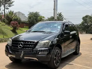 Mercedes-Benz M Class 2011 Black