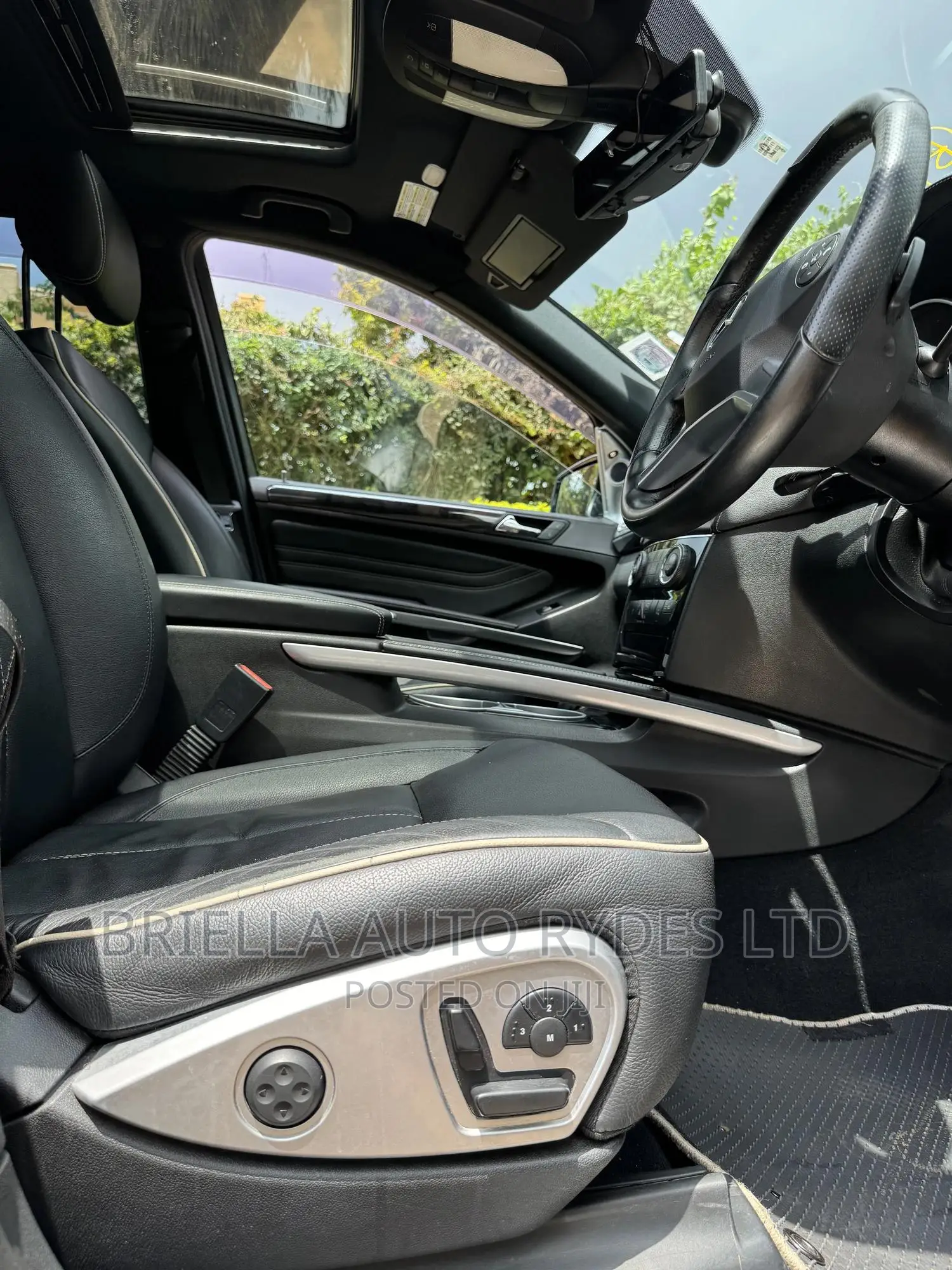 Mercedes-Benz M Class 2011 Black