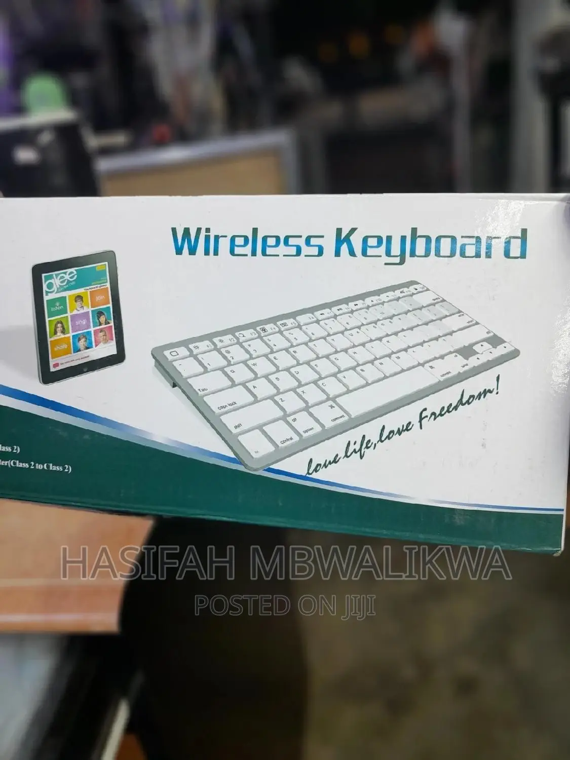 Rechargeable Bluetooth Keyboard