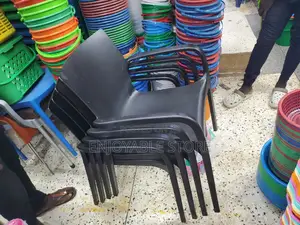 Plastic Chairs Plastic Chairs