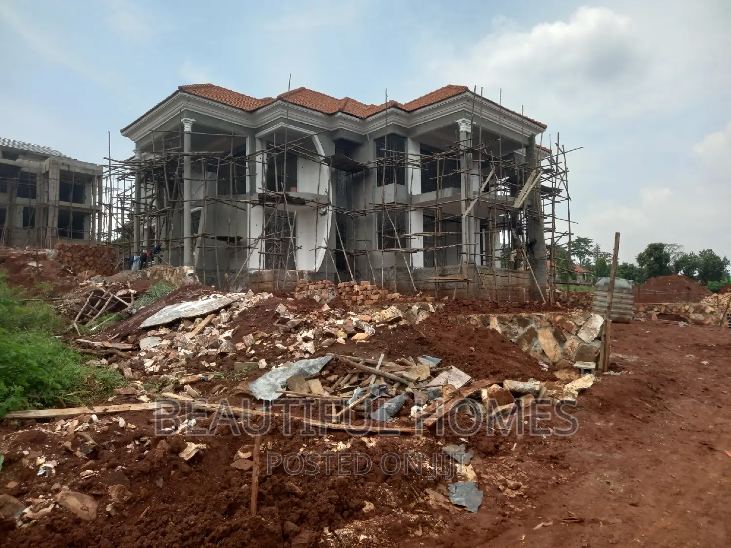 Furnished 6bdrm Duplex in Ntinda, Nakawa for sale