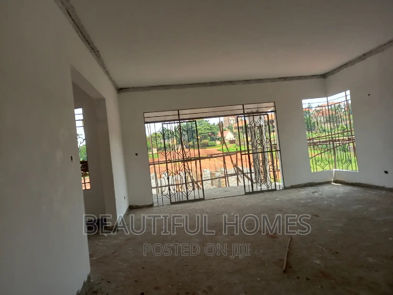 Furnished 6bdrm Duplex in Ntinda, Nakawa for sale