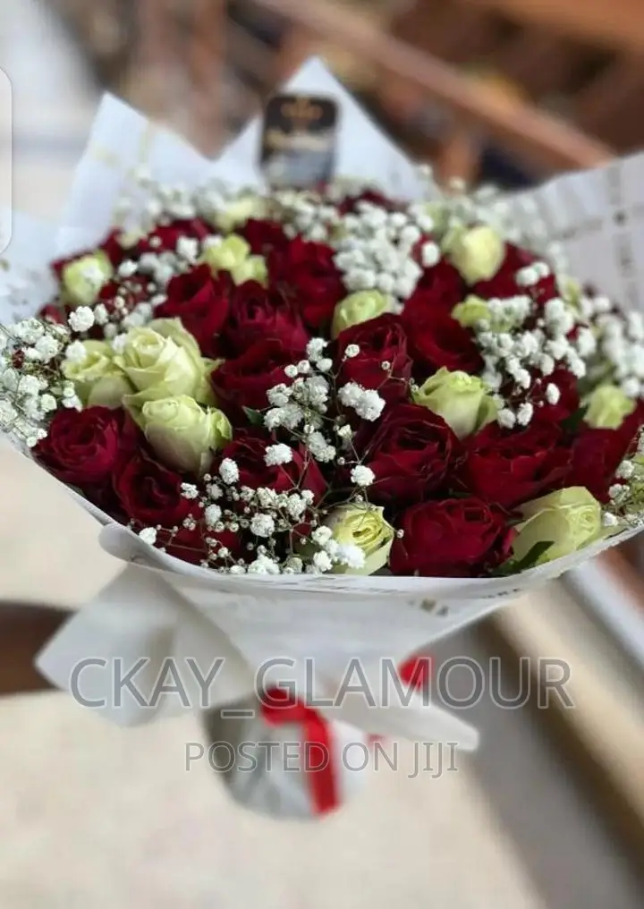 Flower Bouquets and Customized Balloons