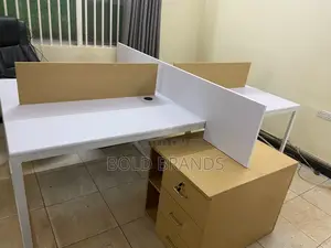 Four Seater Workstation/ Office Furniture