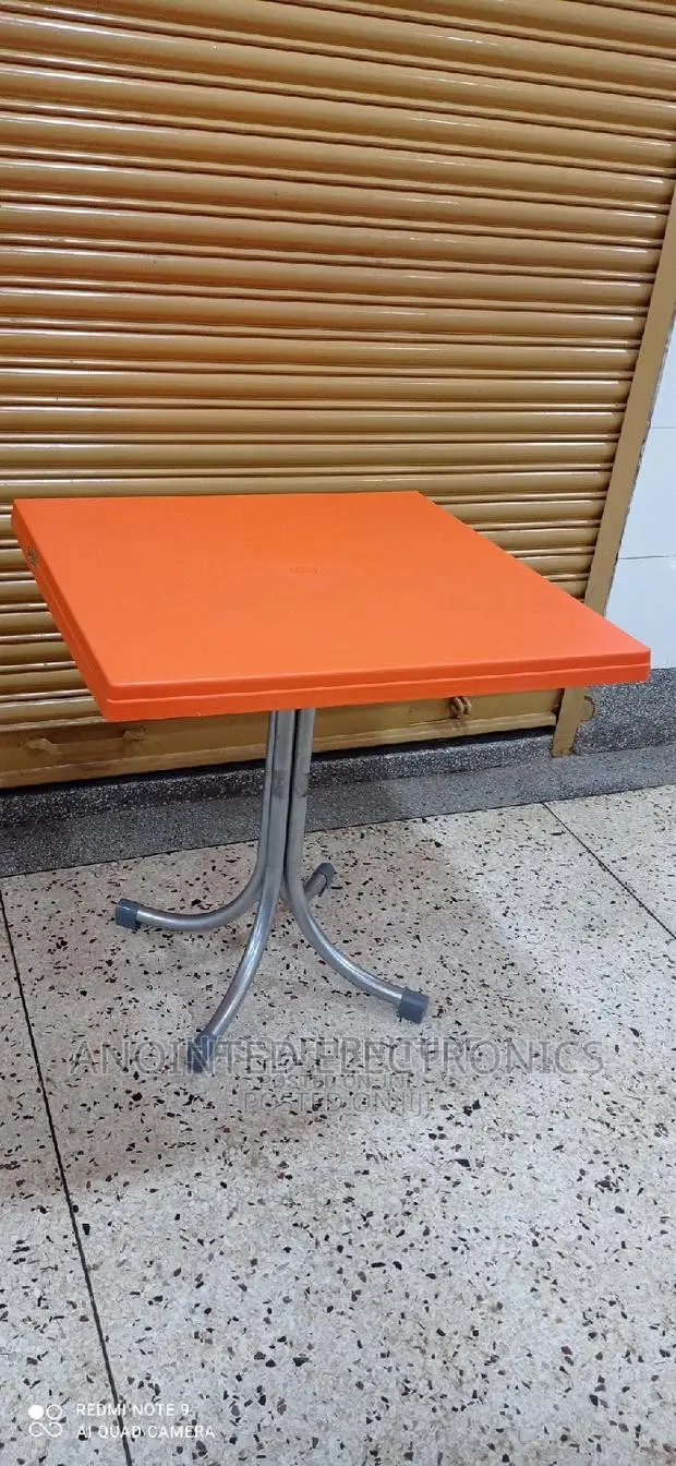 Restaurant Table's