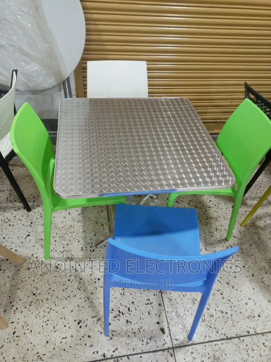 Restaurant Table's Set