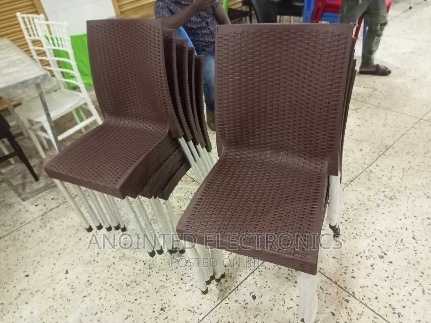 Plastic Chairs Coffee Brown