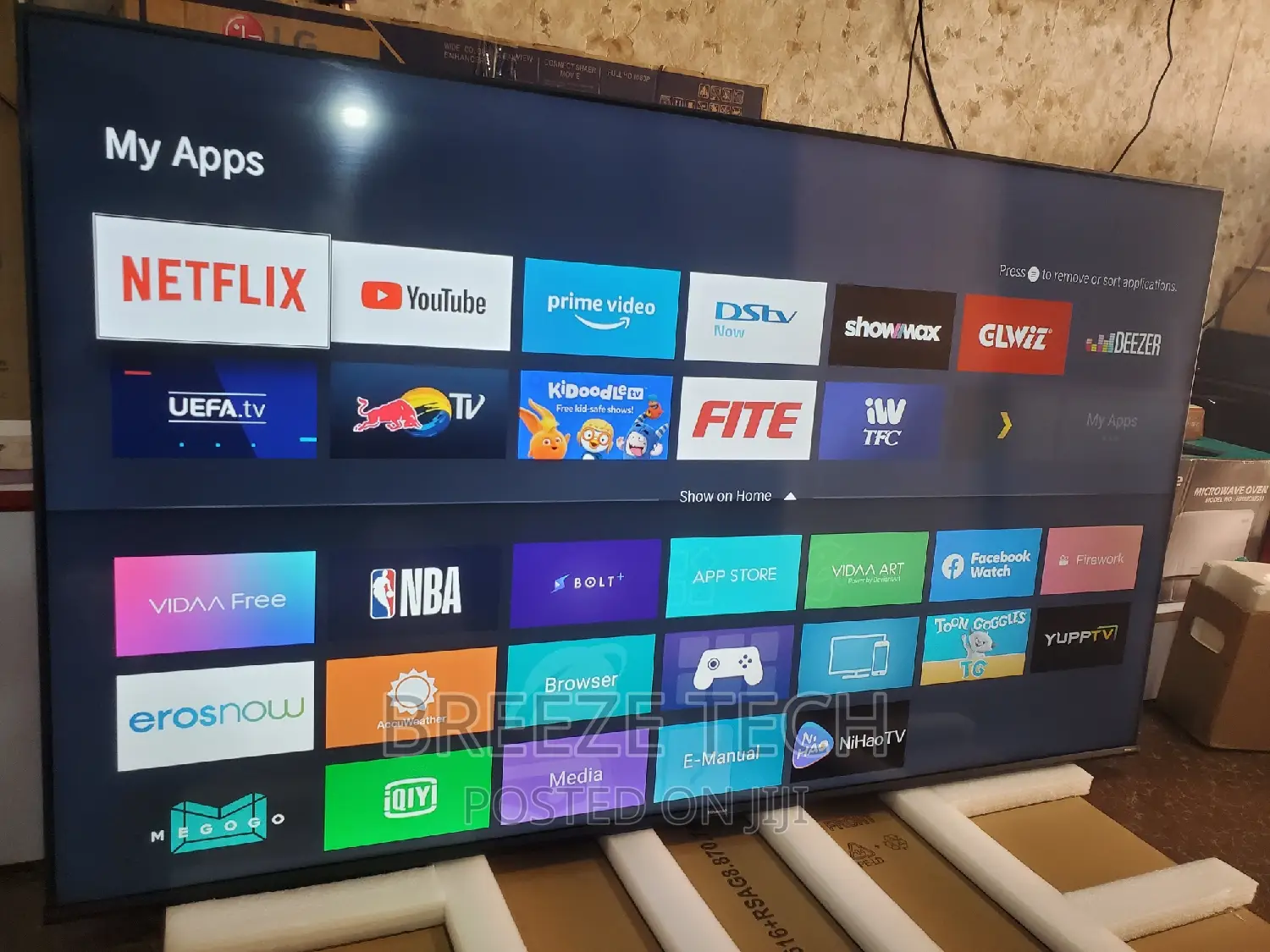 70"Inch Hisense Smart Vidaa
