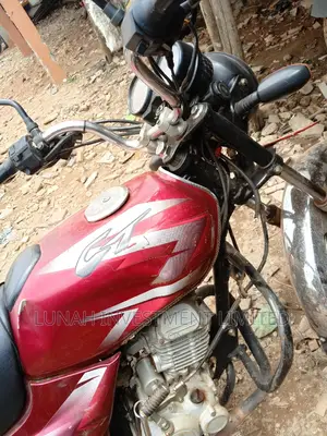 Bajaj CT 110X 2022 Red