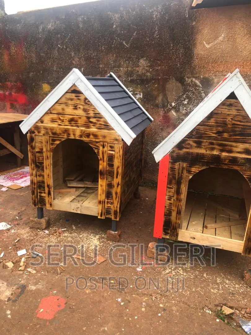 Ninvgg.Nice Dog House Available