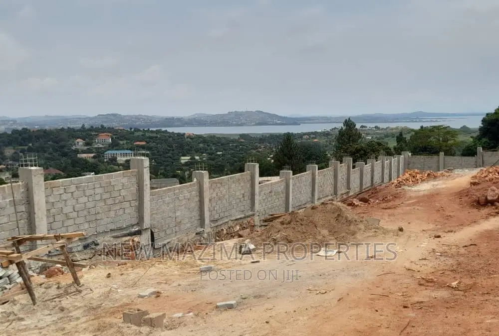 Bwebajja Dundu Prime Plots on Quicksale With Clear Lake View
