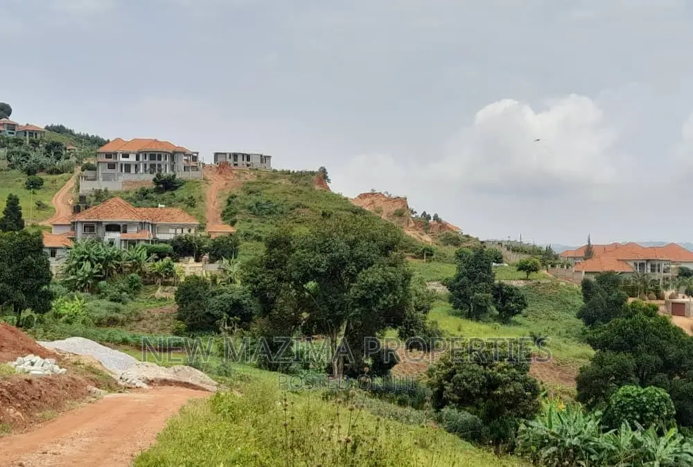 Bwebajja Dundu Prime Plots on Quicksale With Clear Lake View